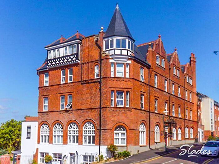 1 Bedroom Apartment To Rent In Midland Heights, Norwich Avenue West, Bournemouth, BH2