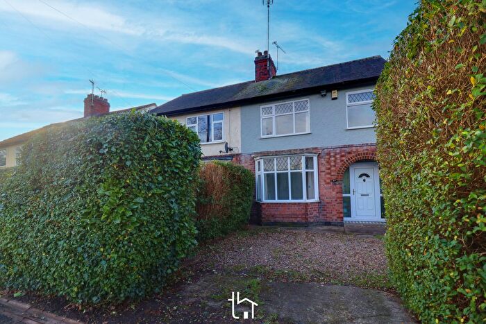 3 Bedroom Semi-Detached House To Rent In Braunstone Lane East, Leicester, LE3