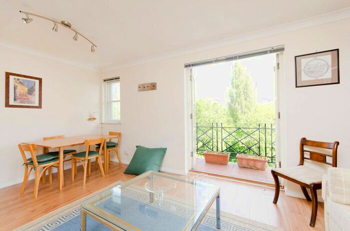 1 Bedroom Flat To Rent In Brompton Park Crescent, West Brompton, London, SW6