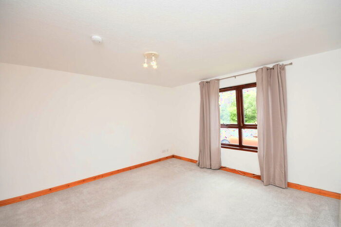 2 Bedroom Flat To Rent In Alltan Place, Inverness, IV2