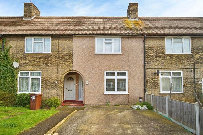 2 Bedroom Terraced House For Sale In Hatfield Road, Dagenham, Essex, RM9