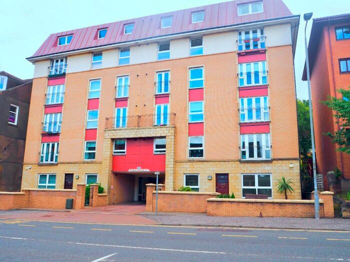 3 Bedroom Flat To Rent In Clarkston Rd, Clarkston, Glasgow, G44