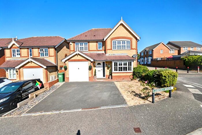 4 Bedroom Detached House For Sale In Lambourn Avenue, Stone Cross, BN24