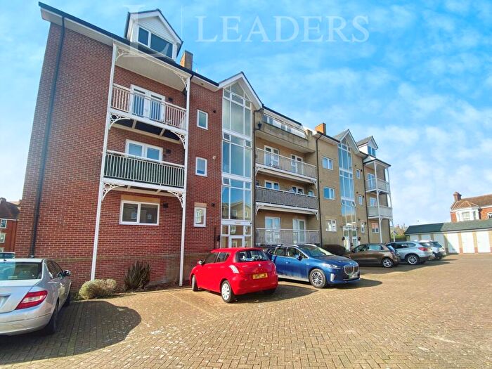 2 Bedroom Apartment To Rent In Ashley Lodge, Vista Road, CO15