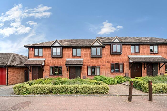 3 Bedroom Terraced House To Rent In Darlington Close, Amersham, HP6