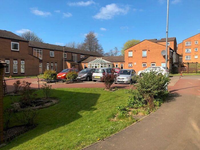1 Bedroom Flat To Rent In Hartington Close, Rotherham, S61