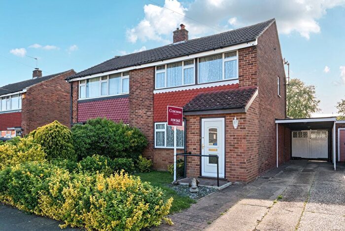 3 Bedroom Semi Detached House For Sale In Western Drive, Shepperton, TW17