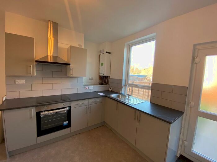 3 Bedroom Terraced House To Rent In Ellis Street, Brinsworth, S60