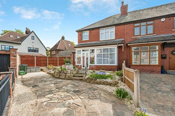 3 Bedroom Semi Detached House For Sale In Rockley Nook, Doncaster, South Yorkshire, DN2