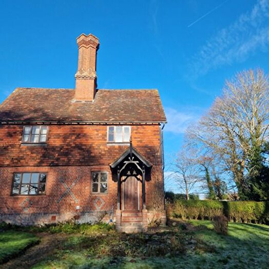 2 Bedroom Semi Detached House To Rent In Hartfield Road, Cowden, Edenbridge, TN8