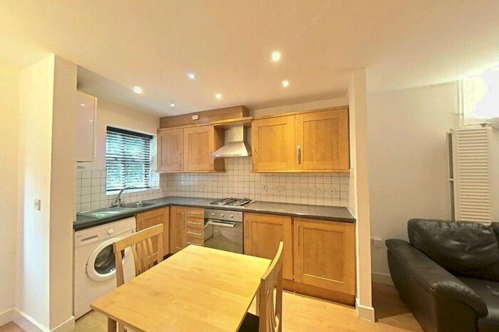 2 Bedroom Apartment To Rent In Adcocks Close, Loughborough - Inc Bills Option, LE11