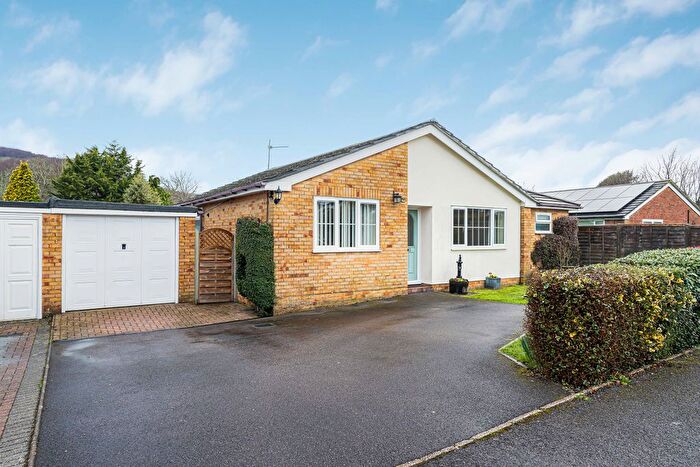 3 Bedroom Detached Bungalow For Sale In Heatherfield, Buriton, Hampshire, GU31