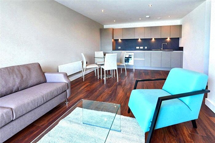 2 Bedroom Apartment To Rent In New Bridge Street Salford, M3