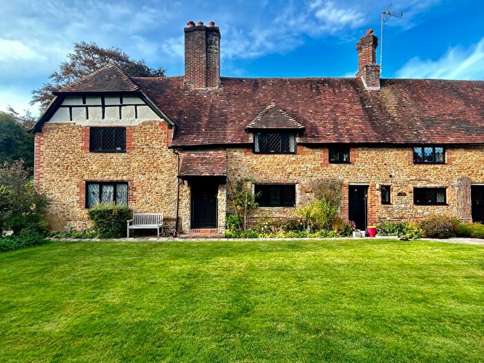 1 Bedroom Apartment To Rent In Quinnettes, Eddystone Court, Churt, Farnham, GU10