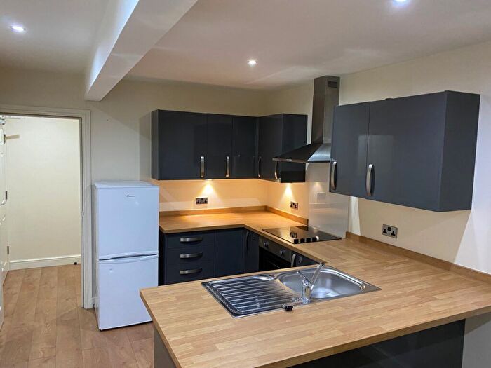 1 Bedroom Flat To Rent In Flat, Carr Crofts, Leeds, LS12