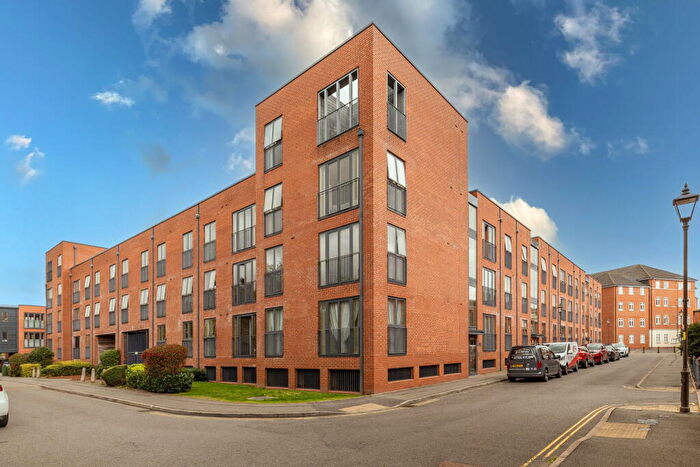 2 Bedroom Apartment For Sale In Ascote Lane, Shirley, Solihull, B90
