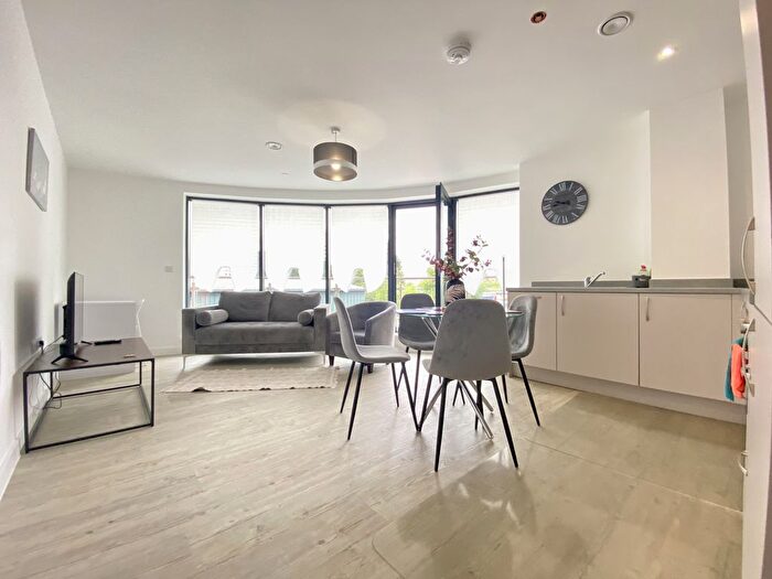 1 Bedroom Flat To Rent In Furness Quay, Salford Quays, Salford, M50