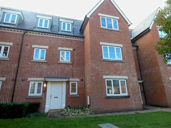 2 Bedroom Flat To Rent In Homersham, Canterbury, CT1