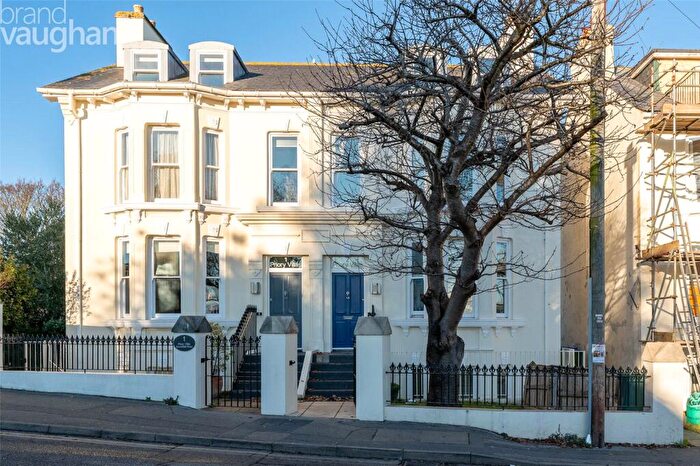 6 Bedroom Semi Detached House To Rent In Priory Villas, Mountfield Road, Lewes, East Sussex, BN7
