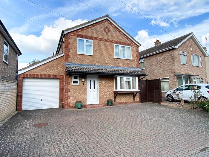 3 Bedroom Detached House For Sale In Bury Road, Stapleford, Cambridge, CB22