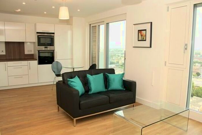 Studio To Rent In Marner Point, No The Plaza, Bow, E3