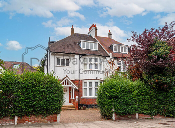 3 Bedroom Detached House To Rent In Bracknell Gardens, Bracknell Road, Hampstead, NW3