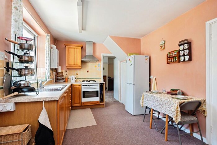 3 Bedroom Terraced House For Sale In Forest Road, Tunbridge Wells, TN2
