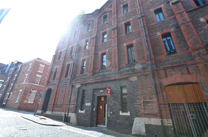 2 Bedroom Flat For Sale In Henry Street, Liverpool, Merseyside, L1