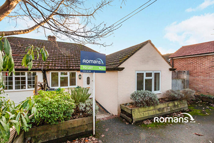 3 Bedroom Bungalow To Rent In Kirriemuir Gardens, Ash, Aldershot, GU12