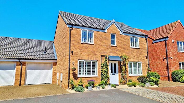 4 Bedroom Detached House For Sale In Ken Gatward Close, Frinton-On-Sea, CO13