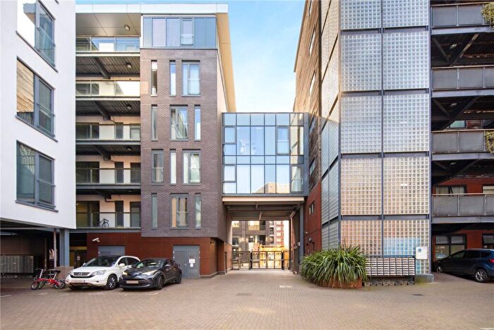 2 Bedroom Flat For Sale In Omega Works, Roach Road, Bow, London, E3 - Photo 10