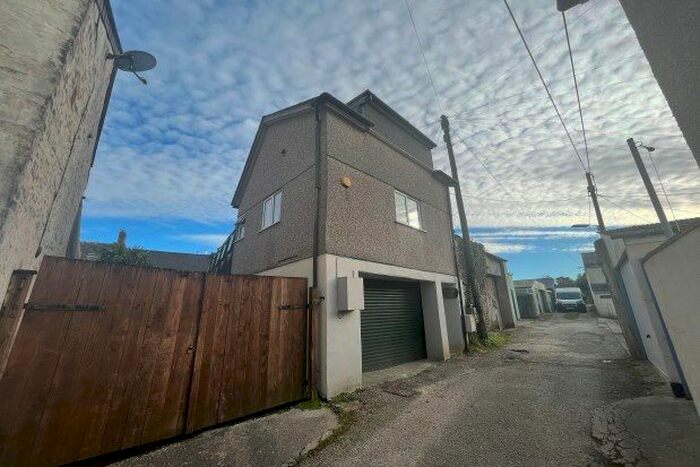 2 Bedroom Detached House To Rent In Colmers Lane, Callington, PL17