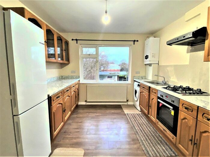3 Bedroom Flat To Rent In Regal Way, Harrow HA3
