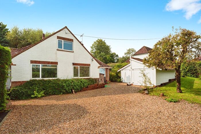 4 Bedroom Bungalow For Sale In Rectory Close, Etchingham Road, Burwash, Etchingham, TN19