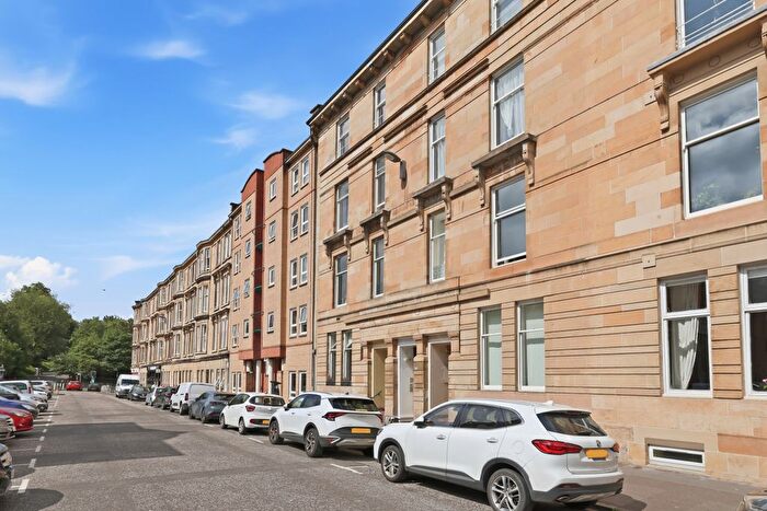 2 Bedroom Flat For Sale In Park Road, Glasgow, G4