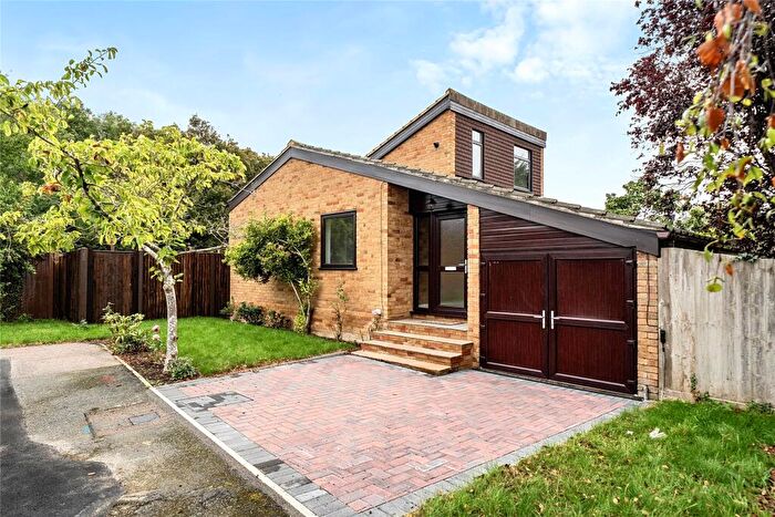 3 Bedroom Bungalow For Sale In Home Close, Renhold, Bedfordshire, MK41