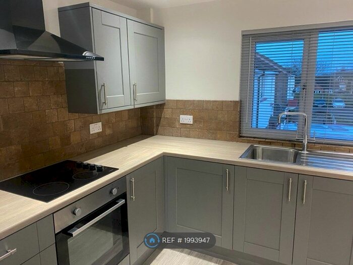 1 Bedroom Flat To Rent In St. Albans Close, Hibaldstow, Brigg, DN20