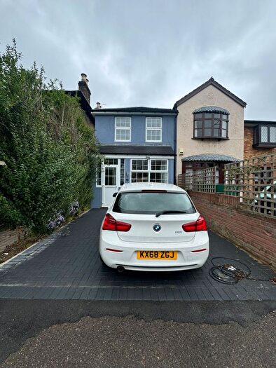 Hotel To Rent In New Wanstead, London, E11