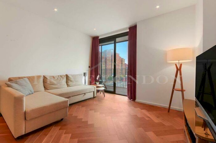 2 Bedroom Apartment To Rent In Ambassador Building, Embassy Gardens, London, SW11