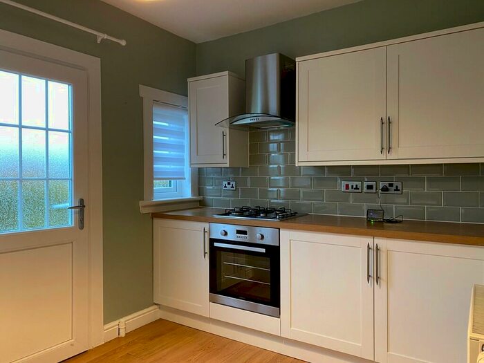 2 Bedroom Apartment To Rent In Robroyston, Glasgow, G33