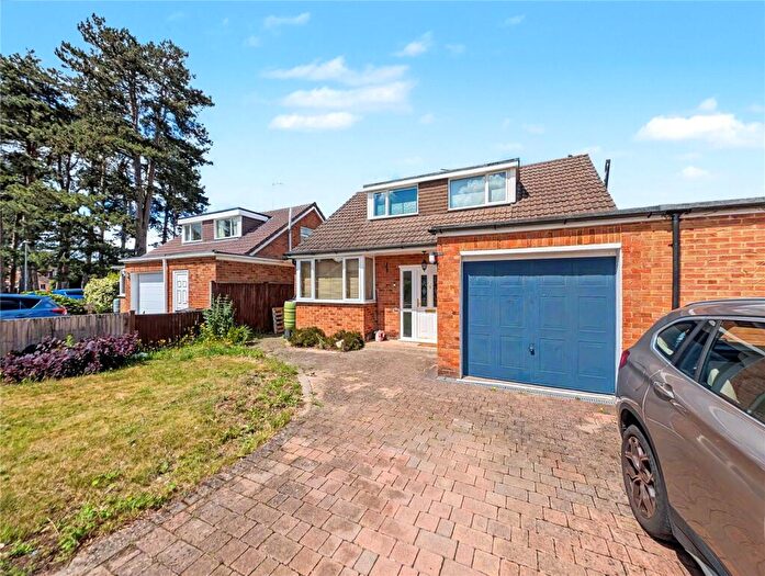 3 Bedroom Detached House To Rent In Scots Drive, Wokingham, RG41
