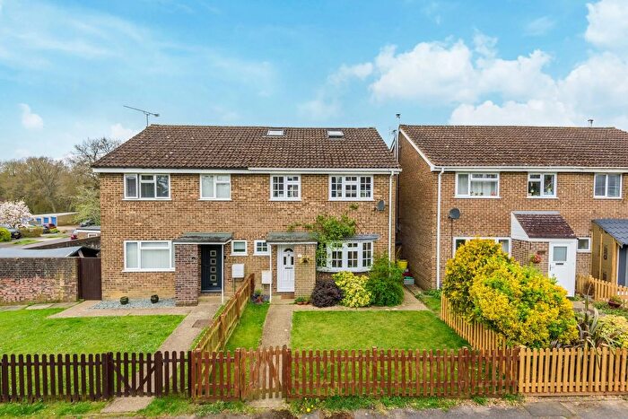 4 Bedroom Semi-Detached House To Rent In Hartleys, Silchester, Reading, Berkshire, RG7