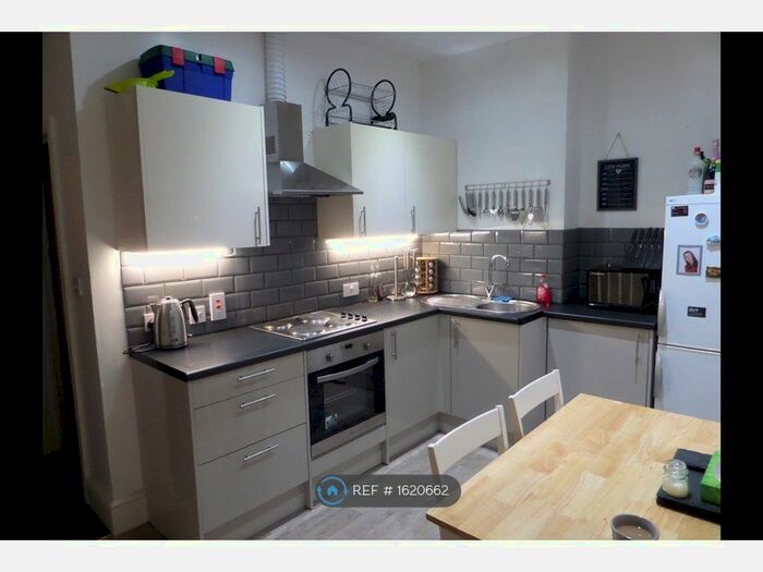 1 Bedroom Flat To Rent In Oxford Gardens, Stafford, ST16