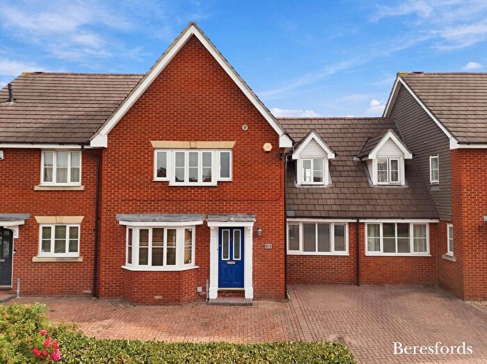 4 Bedroom Terraced House For Sale In Harris Close, Romford, RM3