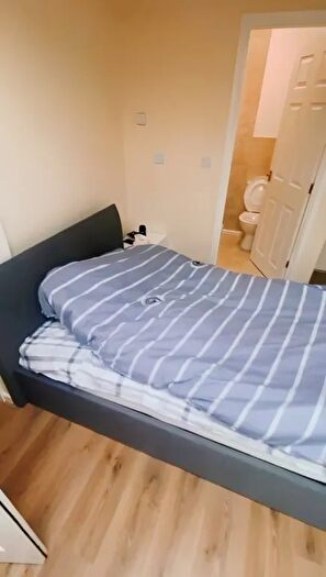 1 Bedroom Flat To Rent In A Evesham Walk Studio Cannon Park, Coventry, CV4