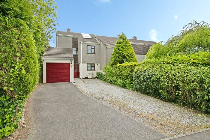 3 Bedroom Semi-Detached House For Sale In Valley View Drive, Truro, Cornwall, TR1