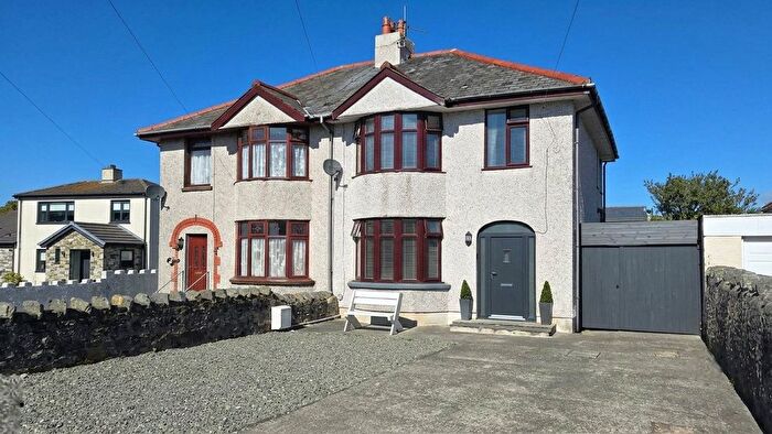 3 Bedroom Semi-Detached House For Sale In Llanfawr Road, Holyhead, Isle Of Anglesey, LL65
