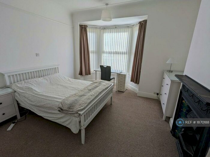 4 Bedroom Terraced House To Rent In Courtland Road, Liverpool, L18