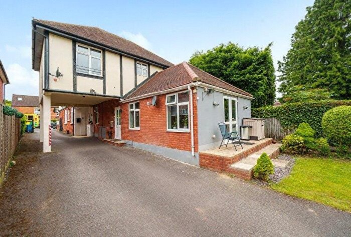 2 Bedroom Flat For Sale In Chobham Road, Sunningdale, Berkshire, SL5