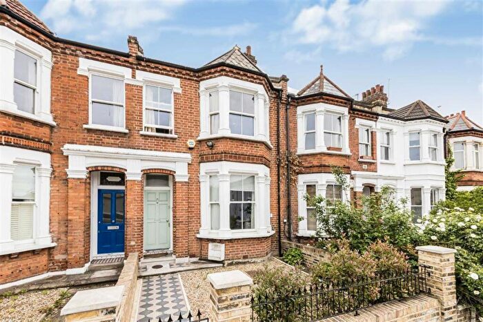 3 Bedroom Terraced House For Sale In Cavendish Road, Balham, SW12